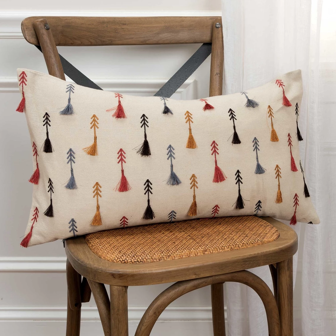 New ⭐ Rizzy Home Embroidered Arrows 14 X 26 In. Polyester Filled Pillow ???? 4 New ⭐ Rizzy Home Embroidered Arrows 14 X 26 In. Polyester Filled Pillow ???? - Image 2